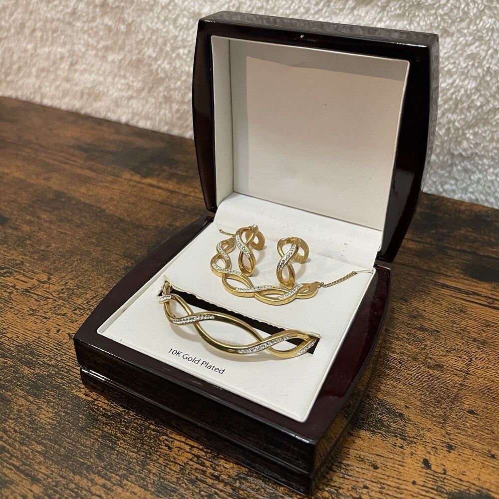 10K GP Gold Plated Jewelery Set Necklace Earrings Bangle Crystal Set Box Y2K NEW - Picture 7 of 16